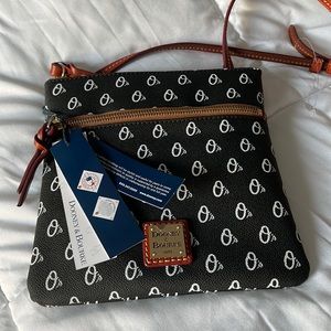 Dooney and Bourke side bag